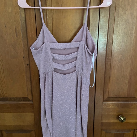 WINDSOR DRESS - Picture 2 of 5